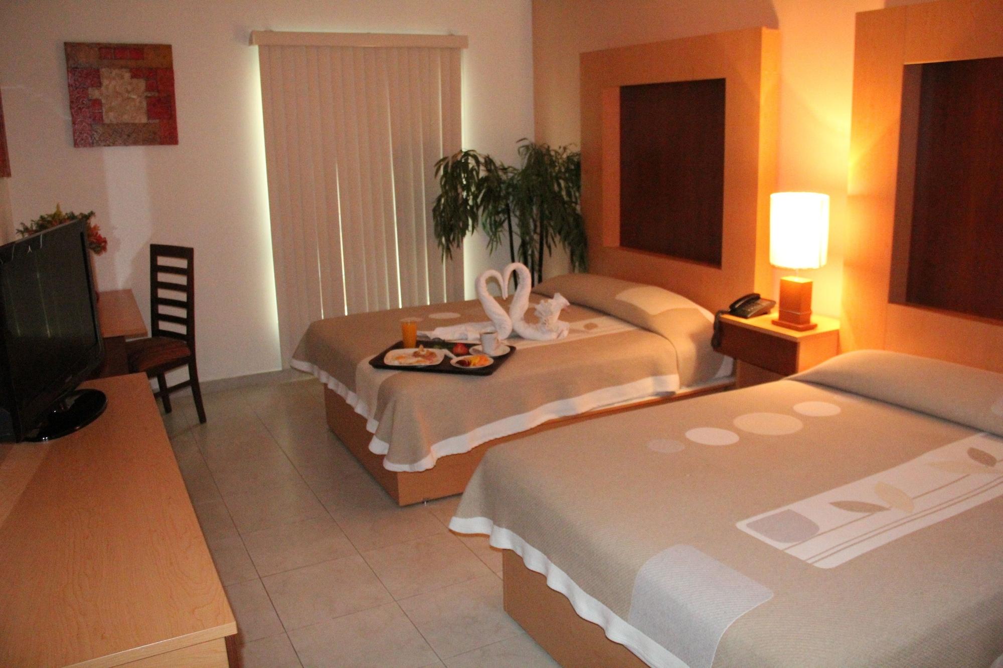 Hotel Real ซาโปปัน ภายนอก รูปภาพ