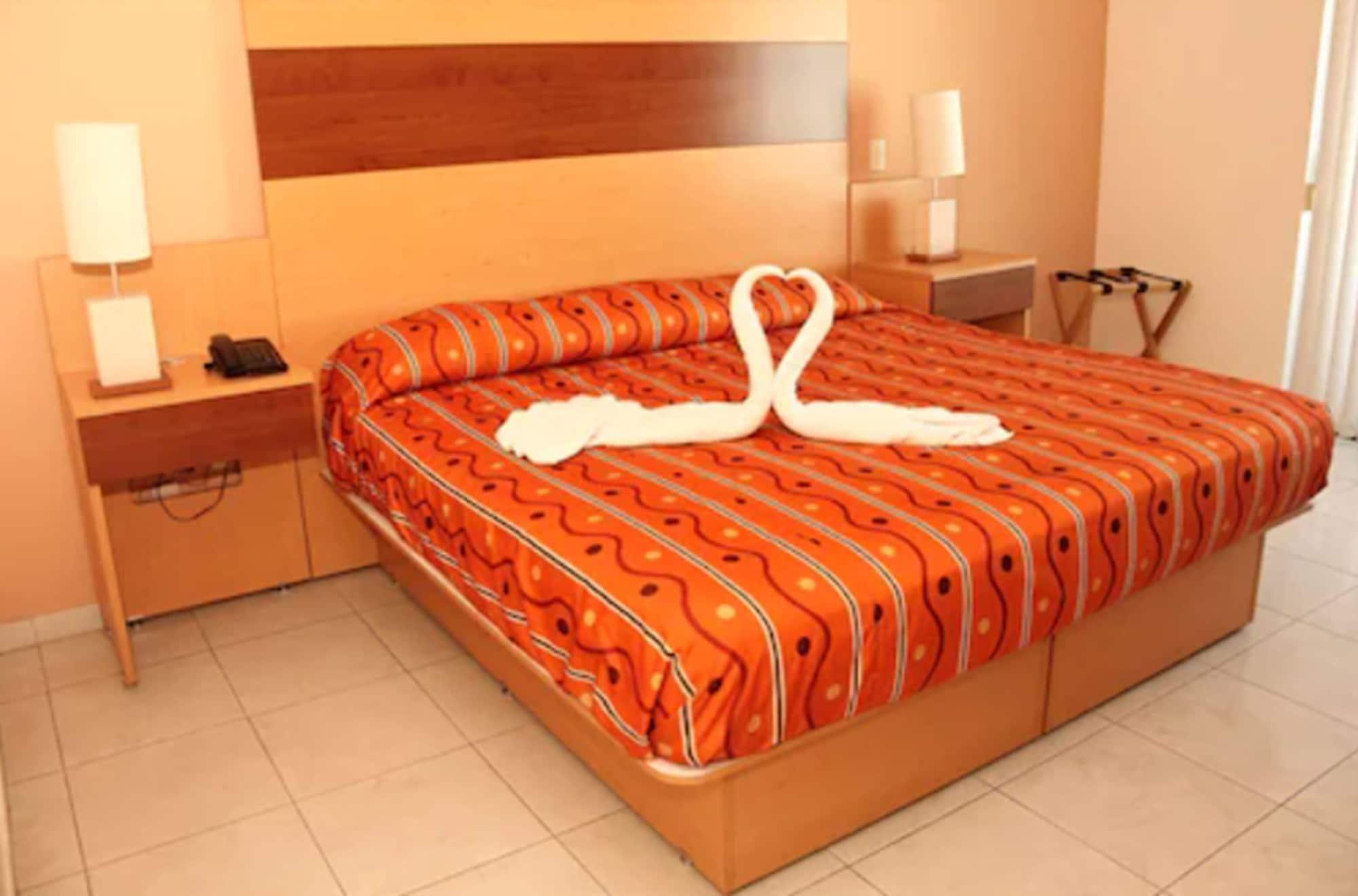 Hotel Real ซาโปปัน ภายนอก รูปภาพ